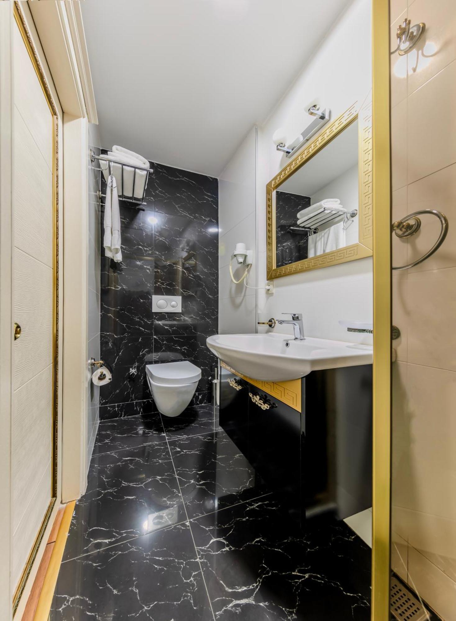 Lemis Suite Istanbul Exteriör bild